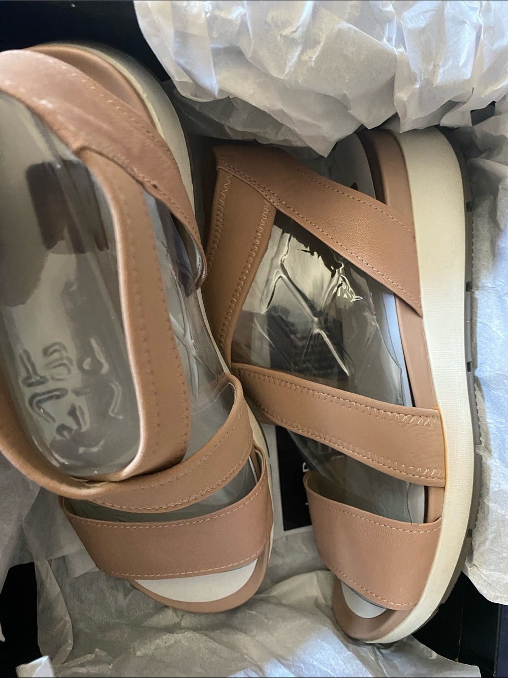 Naturalizer Pink Beige Leather Strap Sandals